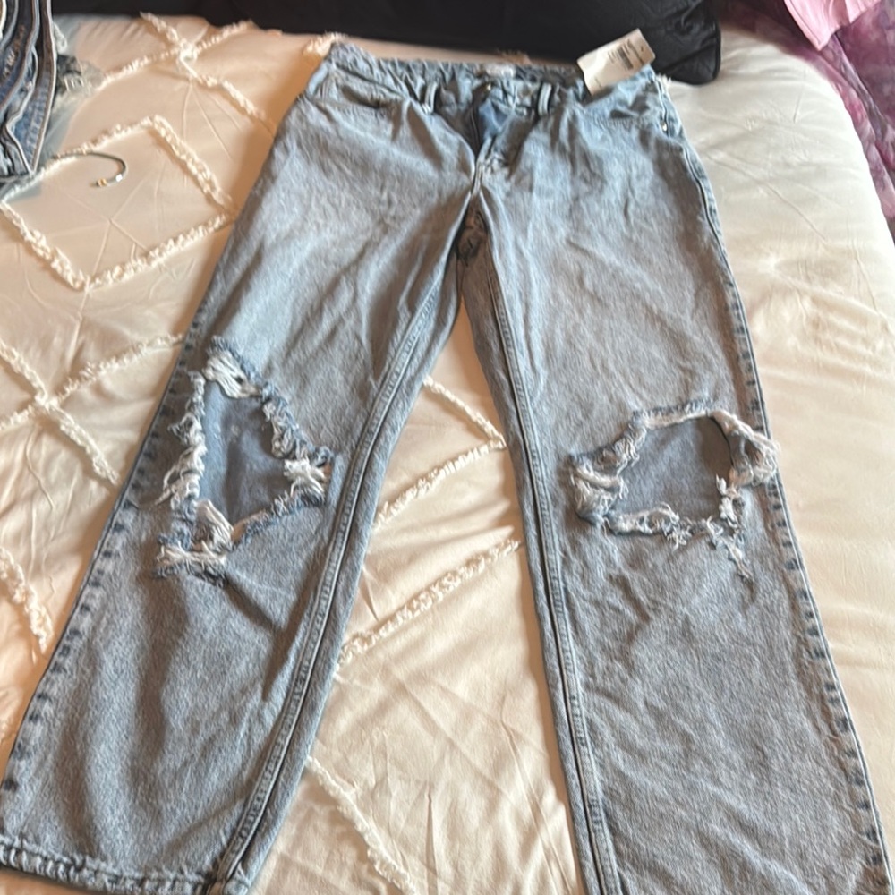Good American Light Blue Distressed Jeans